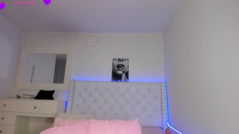 Snapshot of loveit_hermione chatting on 30, 10, 2025 Val online show from 30, 10, 2025