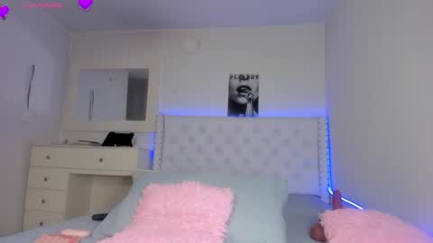 Snapshot of loveit_hermione chatting on 6, 11, 2025 Val online show from 6, 11, 2025