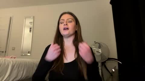 Snapshot of lovelavender_ chatting on 20, 1, 2025 LoveLavender online show from 20, 1, 2025
