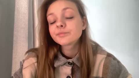 Snapshot of lovelladeboer chatting on 23, 10, 2025 Ella online show from 23, 10, 2025