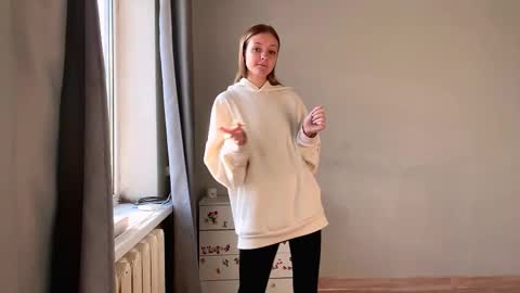 Snapshot of lovelladeboer chatting on 17, 11, 2025 Ella online show from 17, 11, 2025