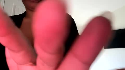 Snapshot of lovellly_ chatting on 9, 1, 2025 Love online show from 9, 1, 2025