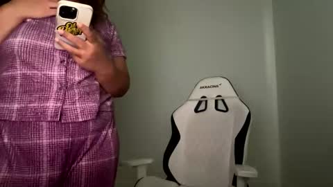 Love online show from 22, 12, 2025