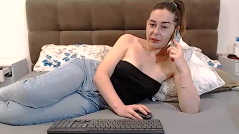 Snapshot of lovellykitty_1 chatting on 14, 7, 2026 lovellykitty online show from 14, 7, 2026