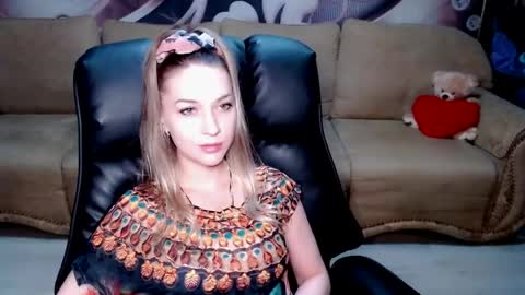 private open online show from 8, 4, 2026