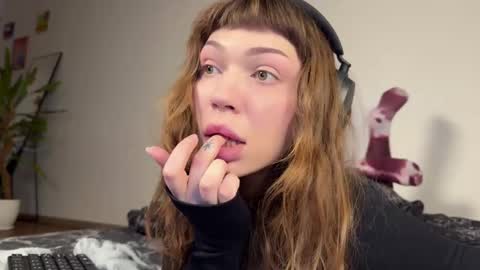 Snapshot of lovelorn_ chatting on 9, 1, 2025 Elsa online show from 9, 1, 2025