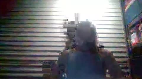 Snapshot of lovelux02 chatting on 9, 4, 2026 lovelux02 online show from 9, 4, 2026