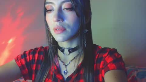 Snapshot of lovely_akira_xwx chatting on 21, 10, 2025 Tami online show from 21, 10, 2025