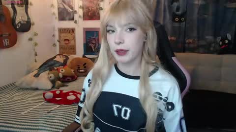 Snapshot of lovely_cass chatting on 3, 6, 2026 Cassie online show from 3, 6, 2026