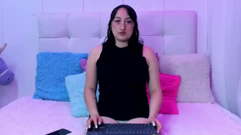 Chloe online show from 20, 1, 2025
