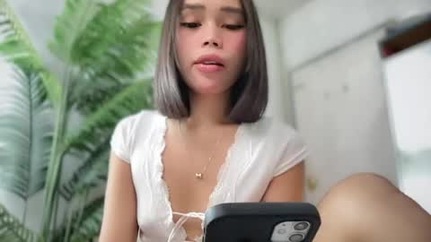 lovely_cittie18 online show from 28, 4, 2026