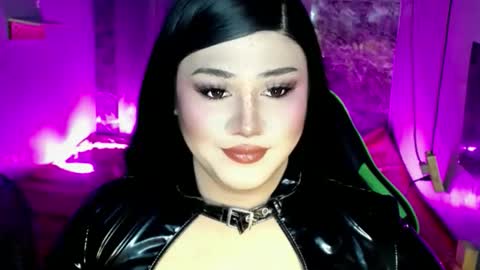 lovely_coleen online show from 2, 12, 2025