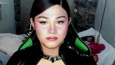 lovely_coleen online show from 19, 12, 2025