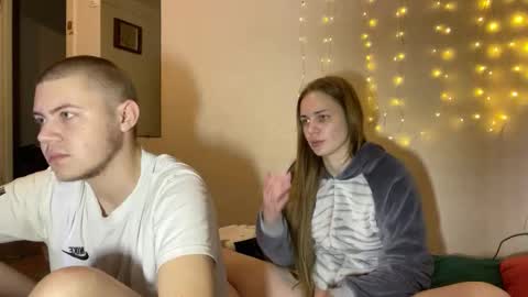 lovely_couple00 online show from 25, 3, 2026