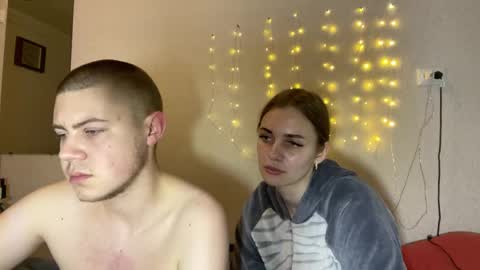 lovely_couple00 online show from 26, 3, 2026