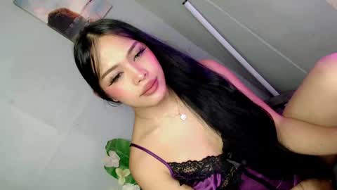lovely_felicity online show from 27, 7, 2026