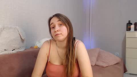 Lovely Hayley online show from 16, 2, 2025