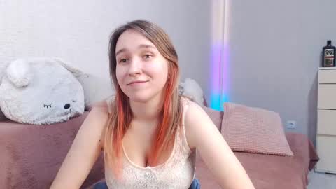 Lovely Hayley online show from 11, 4, 2026