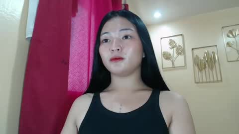 Lovely Laura online show from 11, 2, 2025