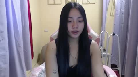 lovely_leah23 online show from 17, 9, 2025