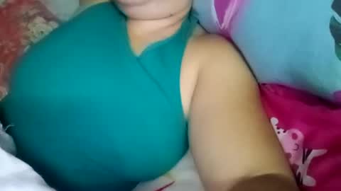 Snapshot of lovely_orchid chatting on 6, 1, 2025 lovely_orchid online show from 6, 1, 2025