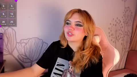 Snapshot of lovely_paris_01 chatting on 27, 6, 2026 Paris Rose online show from 27, 6, 2026