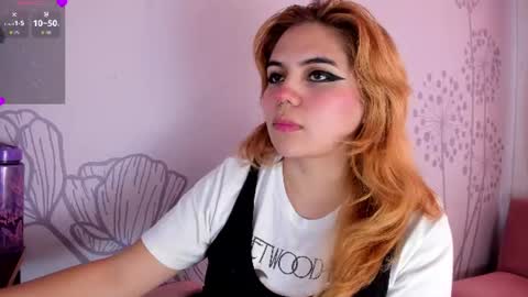 Snapshot of lovely_paris_01 chatting on 6, 7, 2026 Paris Rose online show from 6, 7, 2026