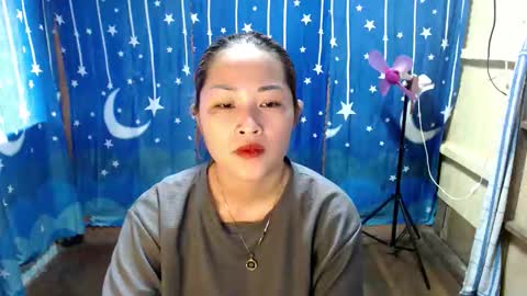 Snapshot of lovely_singlemom chatting on 19, 12, 2025 ask me dear online show from 19, 12, 2025