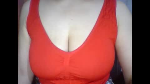 Snapshot of lovely_sweet_girl chatting on 2, 2, 2025 katrina follow me guys online show from 2, 2, 2025