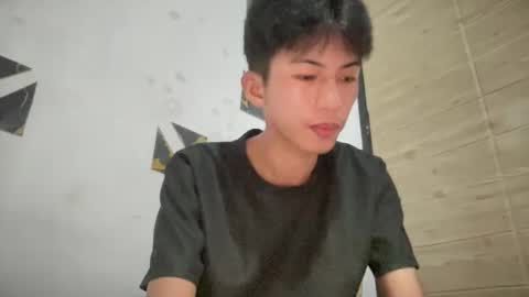 Snapshot of lovelyboy_jm chatting on 1, 5, 2026 lovelyboy_jm online show from 1, 5, 2026