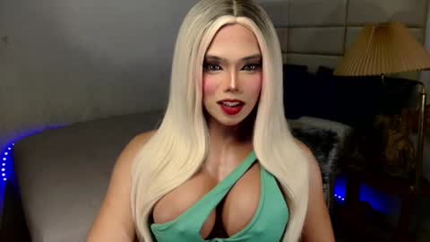 LOVELY CAREL 777 online show from 17, 11, 2025