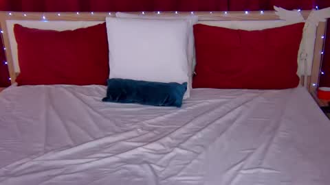 Caroline online show from 28, 9, 2025