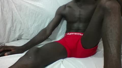 Snapshot of lovelydickboy chatting on 1, 12, 2025 lovelydickboy online show from 1, 12, 2025