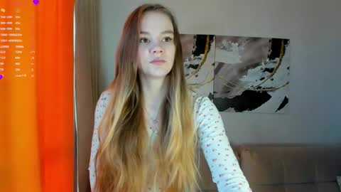 Snapshot of lovelygracee chatting on 21, 10, 2025 lovelygracee online show from 21, 10, 2025