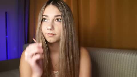 lovelygracee online show from 14, 4, 2026