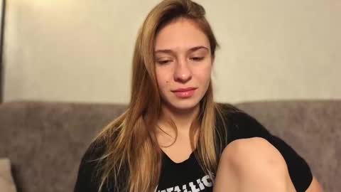 Snapshot of lovelykatea chatting on 31, 10, 2025 Kate only online show from 31, 10, 2025