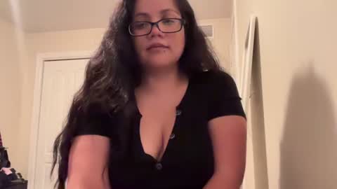 Snapshot of lovelykatiebabe chatting on 19, 10, 2025 lovelykatiebabe online show from 19, 10, 2025