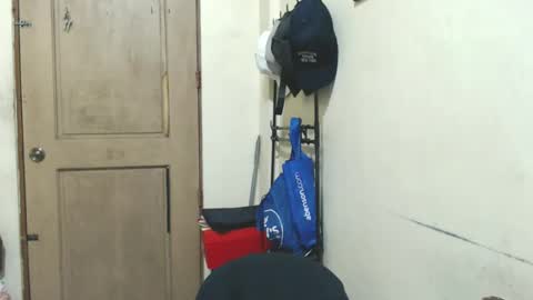 Snapshot of lovelykimts32 chatting on 2, 10, 2025 lovelykimts32 online show from 2, 10, 2025