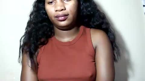 lovelylarra online show from 21, 5, 2026