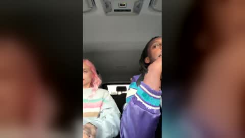 lovelylogan online show from 4, 12, 2025