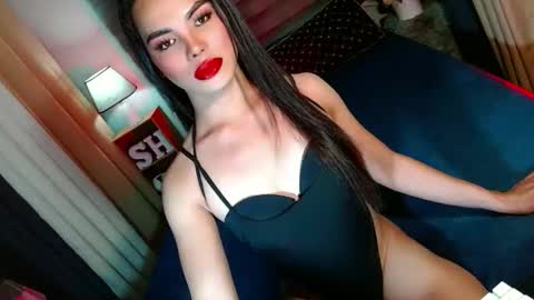 lovelymiss_shyna11 online show from 22, 11, 2025