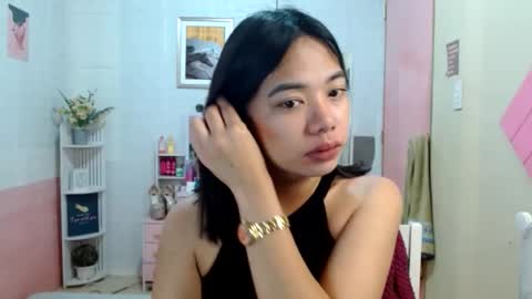 Snapshot of lovelypetitebigcock chatting on 6, 2, 2026 lovelypetitebigcock online show from 6, 2, 2026