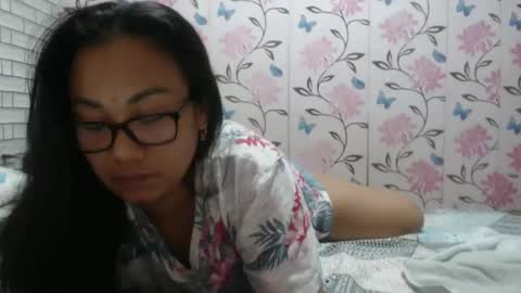 Angelquey online show from 3, 12, 2024