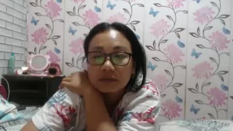 Angelquey online show from 8, 12, 2024