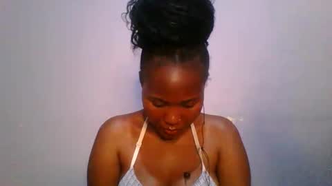 Snapshot of lovelyy_dreams chatting on 8, 3, 2026 Hanna online show from 8, 3, 2026