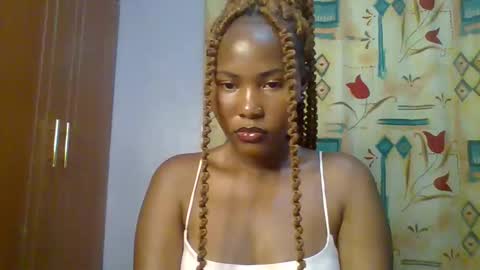 Snapshot of lovelyy_dreams chatting on 25, 3, 2026 Hanna online show from 25, 3, 2026