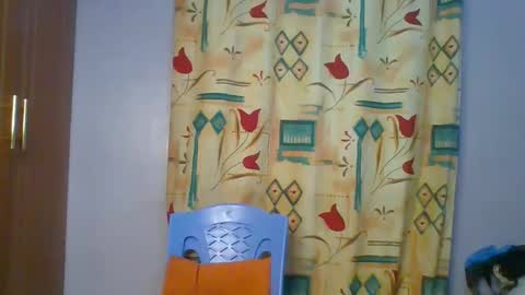 Snapshot of lovelyy_dreams chatting on 28, 3, 2026 Hanna online show from 28, 3, 2026