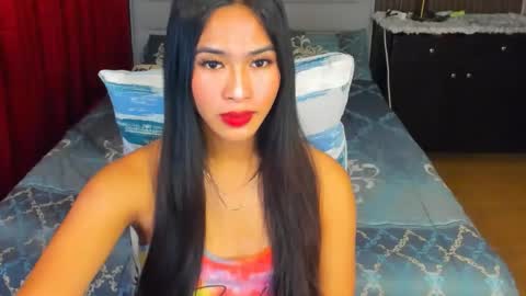 Snapshot of lovemarie19x chatting on 6, 10, 2025 pauleen online show from 6, 10, 2025