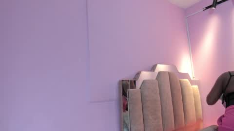 L O V E  online show from 10, 10, 2025