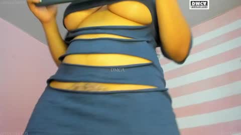Snapshot of lovequinnn chatting on 1, 5, 2026 Love online show from 1, 5, 2026
